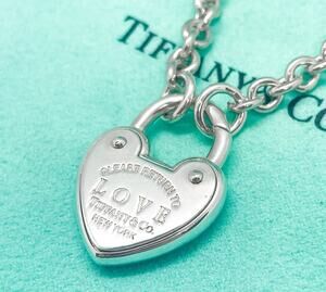 Tiffany & Co. Return to Tiffany Love Lock Pendant Necklace Sterling Silver 17.5"